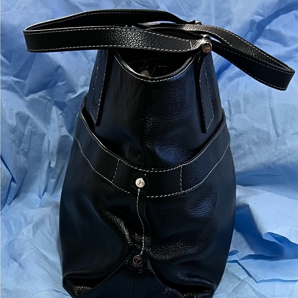 TOD’s black Pebbled Leather bag with dark gray Suede Interior.  Meas. 15 x 9in - Picture 7 of 16